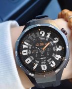 公司送的！用不上的全新未拆封华为手机通用GT5智能手表智能手