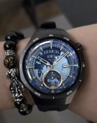 公司送的！用不上的全新未拆封华为手机通用GT5智能手表智能手